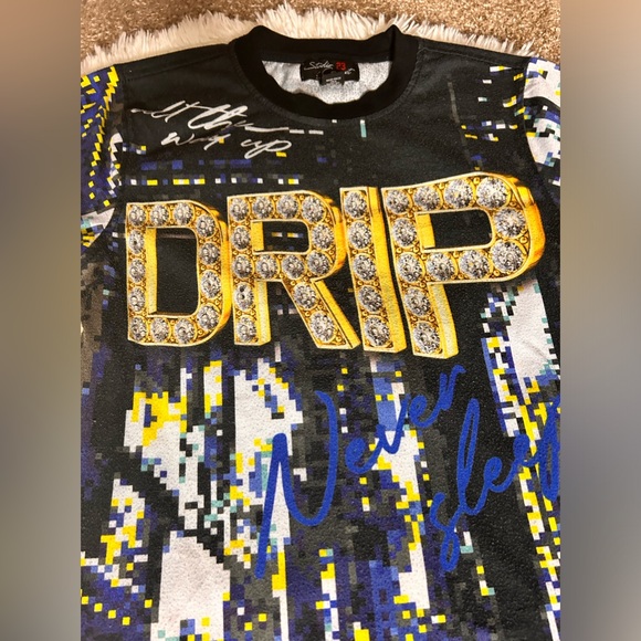 Boys short sleeve “DRIP” shirt Size Medium 10-12 WITH TEAL RHINESTONES ATTACHED - Picture 4 of 7